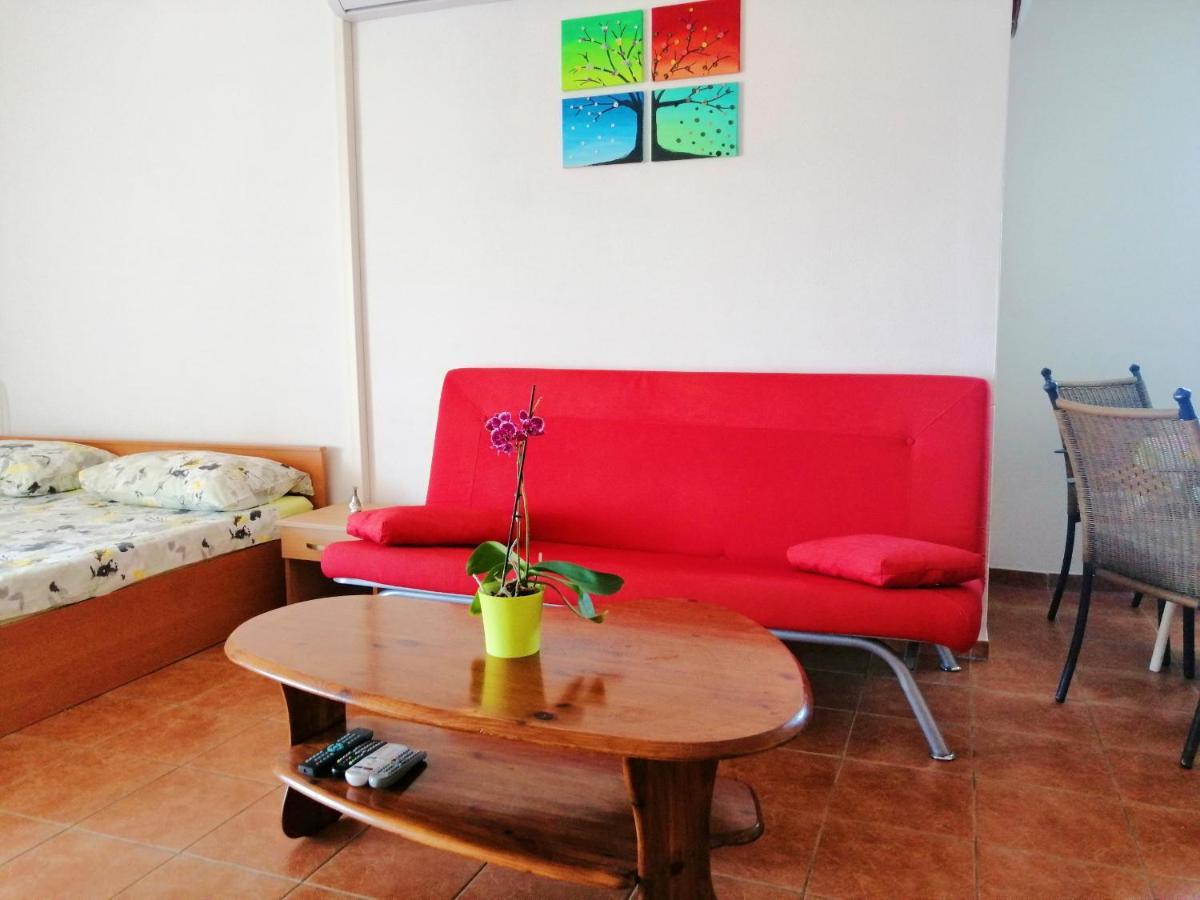 Apartments Brkovic Sukosan Exterior photo
