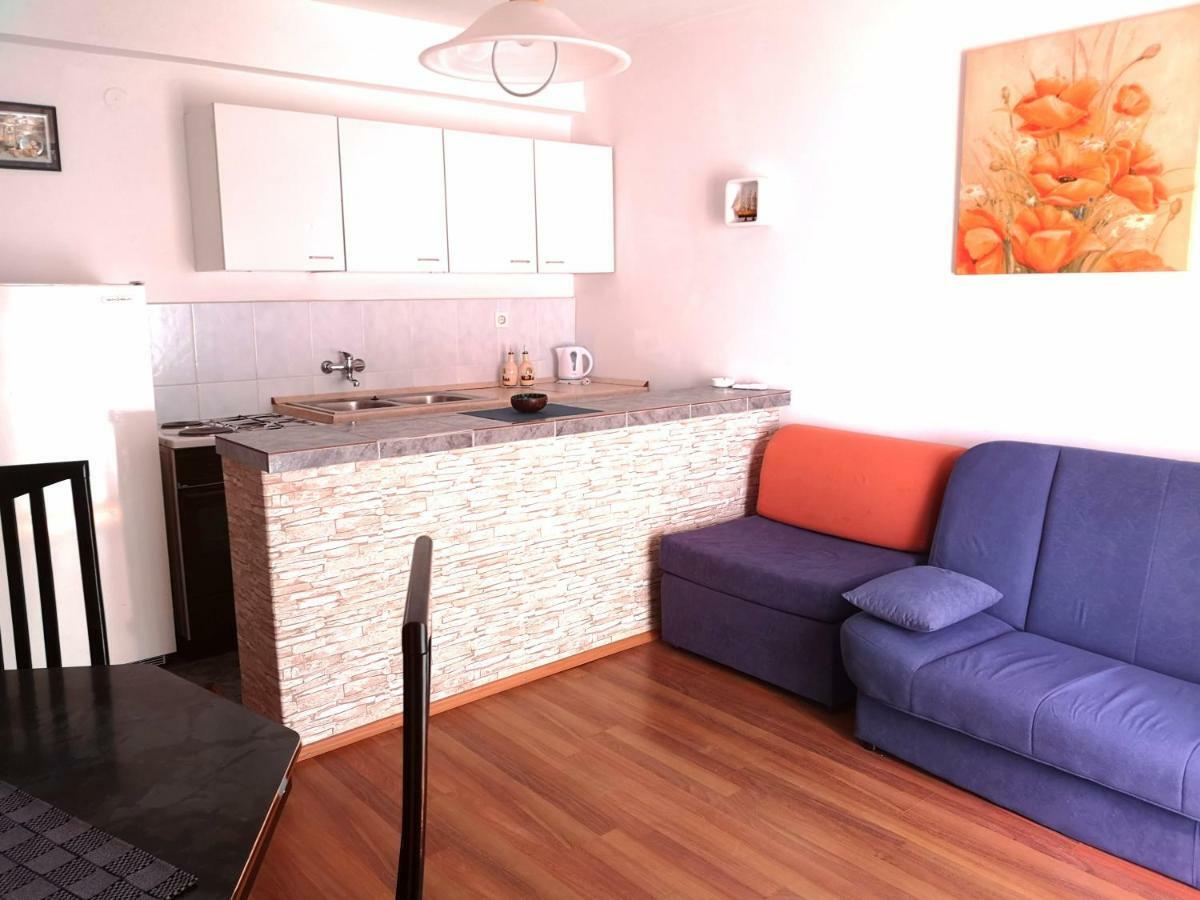Apartments Brkovic Sukosan Exterior photo